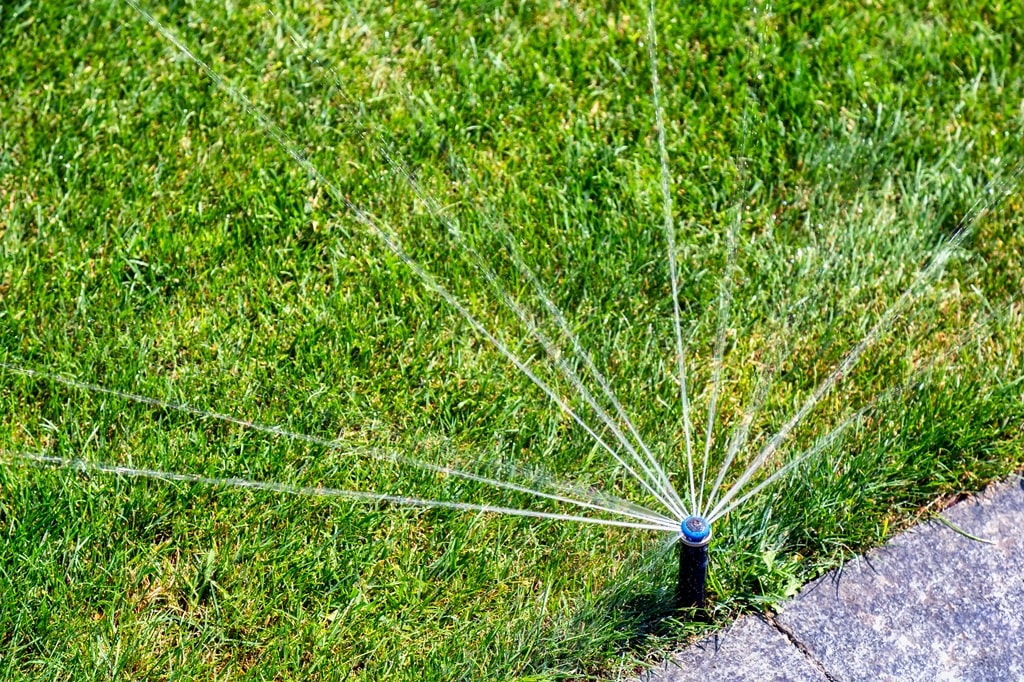 Przegląd i konserwacja systemu nawadniania przed zimą